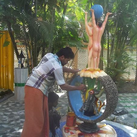 Maharaju Palace Kovalam Bagian luar foto